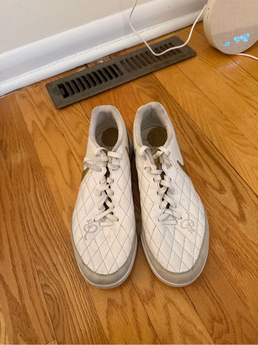 Women’s Quilted White Casual Sneakers